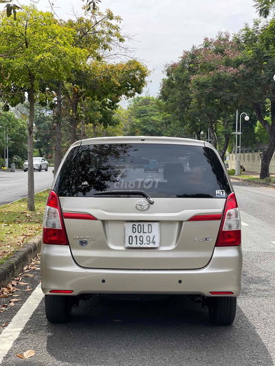 Toyota Innova 2016 Vàng cát