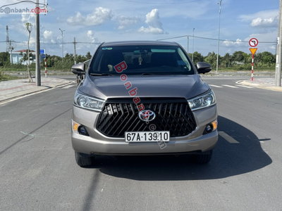 Xe Toyota Innova 2.0E 2020