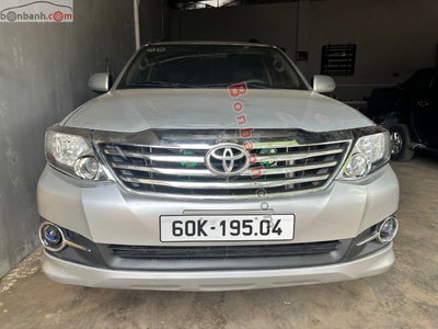 Xe Toyota Fortuner 2.5G 2012
