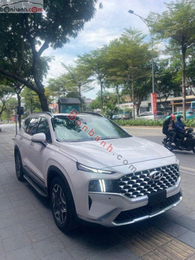Xe Hyundai SantaFe Cao cấp 2.2L HTRAC 2024