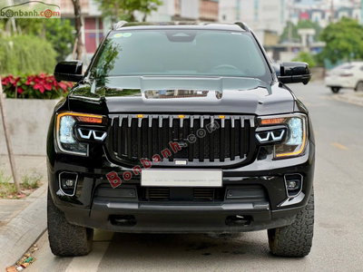Xe Ford Everest Titanium 2.0L 4x2 AT 2025