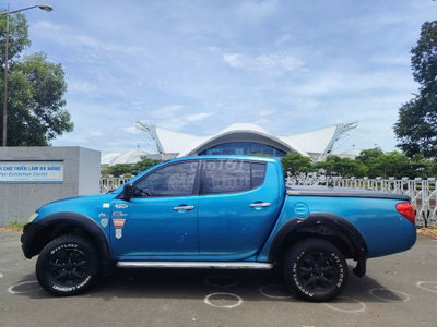 Bán Tải Mitsubishi Triton 2010 -2 cầu - số tự động
