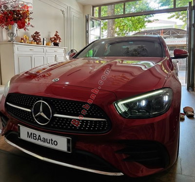 Xe Mercedes Benz E class E300 AMG 2022