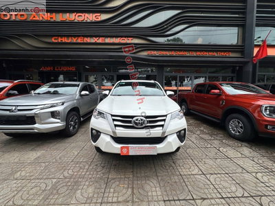 Xe Toyota Fortuner 2.4G 4x2 MT 2019
