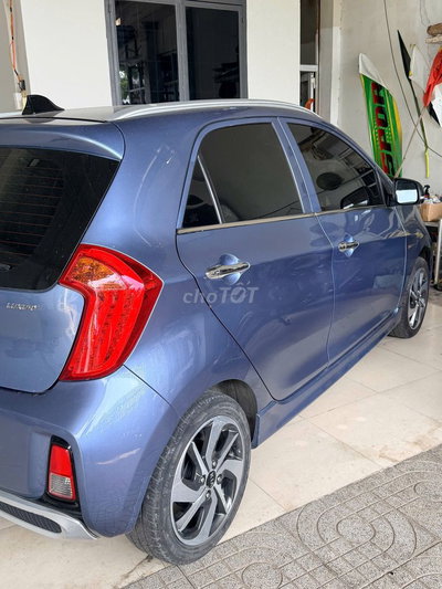 Kia Morning Luxury Xanh