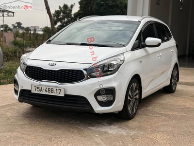 Xe Kia Rondo GMT 2019