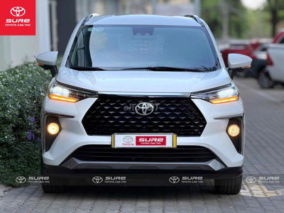 Toyota Veloz Cross Top 2025 Trắng chính hãng