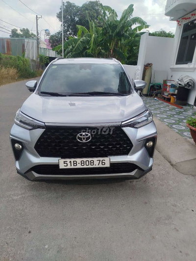 Toyota Veloz Cross Top 2022 70000 km Bạc