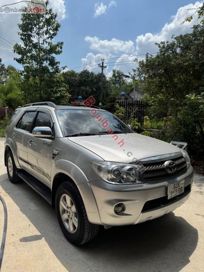 Xe Toyota Fortuner 2.7V 4x4 AT 2009