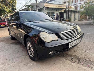 Mercedes-Benz C200 Kompressor Đen