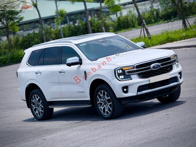Xe Ford Everest Titanium 2.0L 4x4 AT 2022