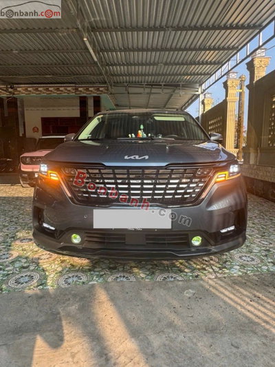 Xe Kia Carnival Signature 2.2D 2023