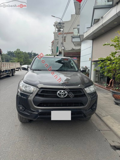 Xe Toyota Hilux 2.4L 4x2 AT 2021