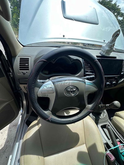 Toyota Fortuner 2013 Bạc