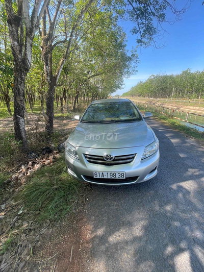 Toyota Corolla Altis Bạc