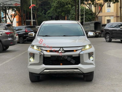 Xe Mitsubishi Triton 4x2 AT Mivec 2021