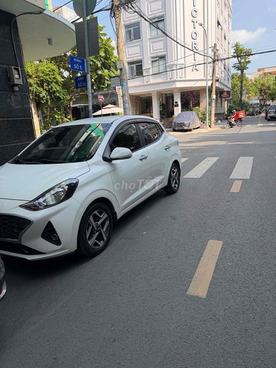 Hyundai Grand i10 fun xe ngay chu