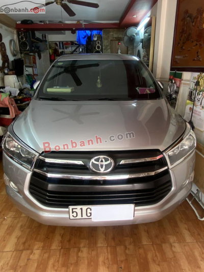 Xe Toyota Innova 2.0E 2017