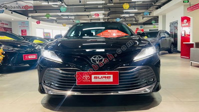 Xe Toyota Camry 2.0G 2019