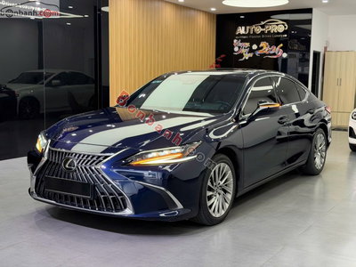 Xe Lexus ES 250 2021
