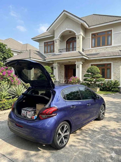 Peugeot 208 Xanh