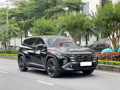 Xe Hyundai Tucson 1.6 AT Turbo HTRAC Đặc biệt 2025