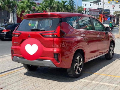 Mitsubishi Xpander Đỏ 3000 km