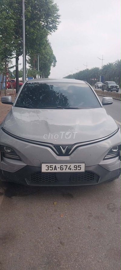 VinFast VF6 Eco 2025 Xám