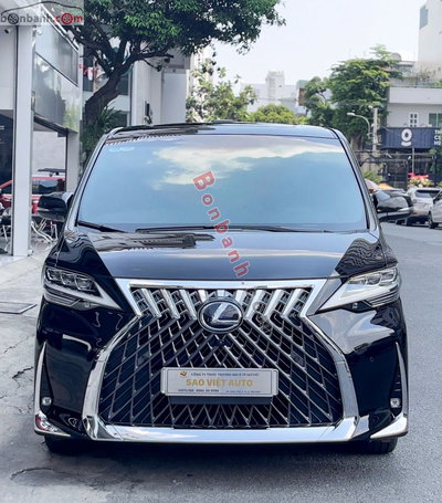 Xe Lexus LM 300h 2021