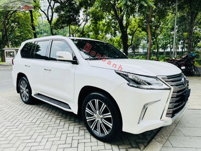 Xe Lexus LX 570 2016