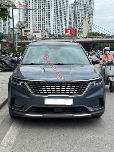 Xe Kia Carnival Signature 2.2D 2022