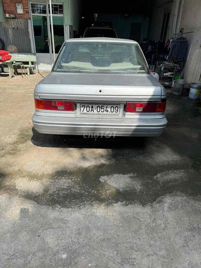 Nissan 1988 Xám 4 chỗ