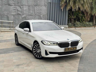 BMW 520i Luxury Line 2021 Siêu Nét