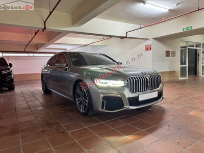 Xe BMW 7 Series 730Li M Sport 2020