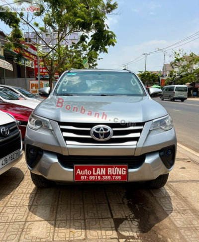 Xe Toyota Fortuner 2.4G 4x2 MT 2017
