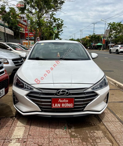 Xe Hyundai Elantra 1.6 MT 2019