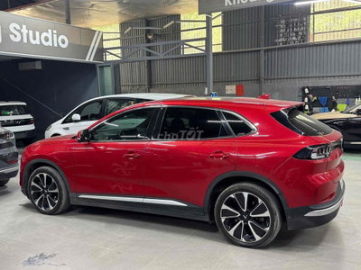 Xe điện VinFast VF8 Plus 2023 Đỏ