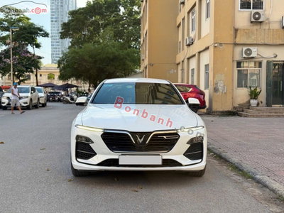 Xe VinFast Lux A 2.0 Nâng cao 2022