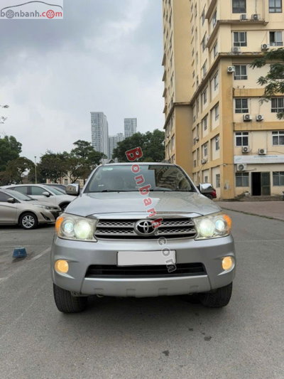 Xe Toyota Fortuner 2.7V 4x4 AT 2009