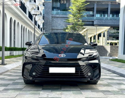 Xe Toyota Camry 2.0Q 2024