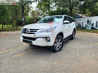 Xe Toyota Fortuner 2.4G 4x2 AT 2020