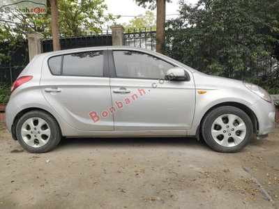 Xe Hyundai i20 1.4 AT 2012