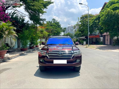 Xe Toyota Land Cruiser 5.7 V8 2016