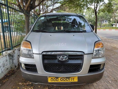 Hyundai Starex 2004 Bạc Số sàn