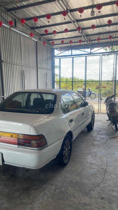Toyota Corolla 1993 Trắng