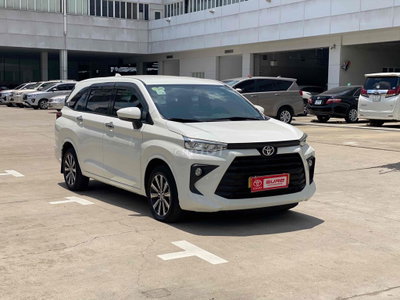 Toyota Avanza Premio 2023 1.5CVT Trắng