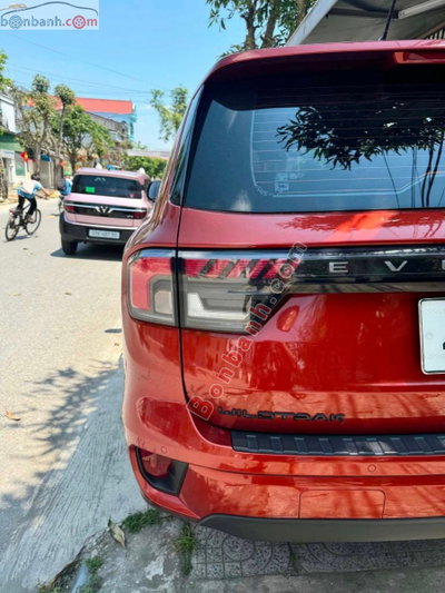 Xe Ford Everest Wildtrak 2.0L 4x4 AT 2023