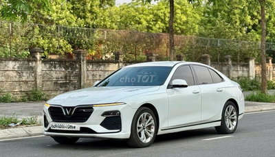 VinFast Lux A2.0 Base 2022 Trắng 50000 km