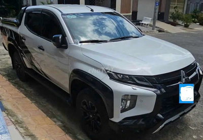 Mitsubishi Triton Athlete 2022 4x4 Trắng 45.000km