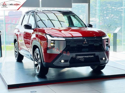 Xe Mitsubishi Destinator Ultimate 2026